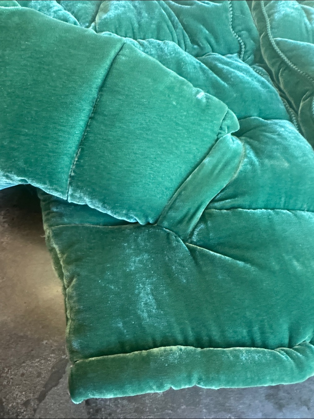 Emerald Green Velvet Puffer Jacket Anthropologie - Picture 7 of 11